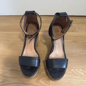Black rubber sole sandals